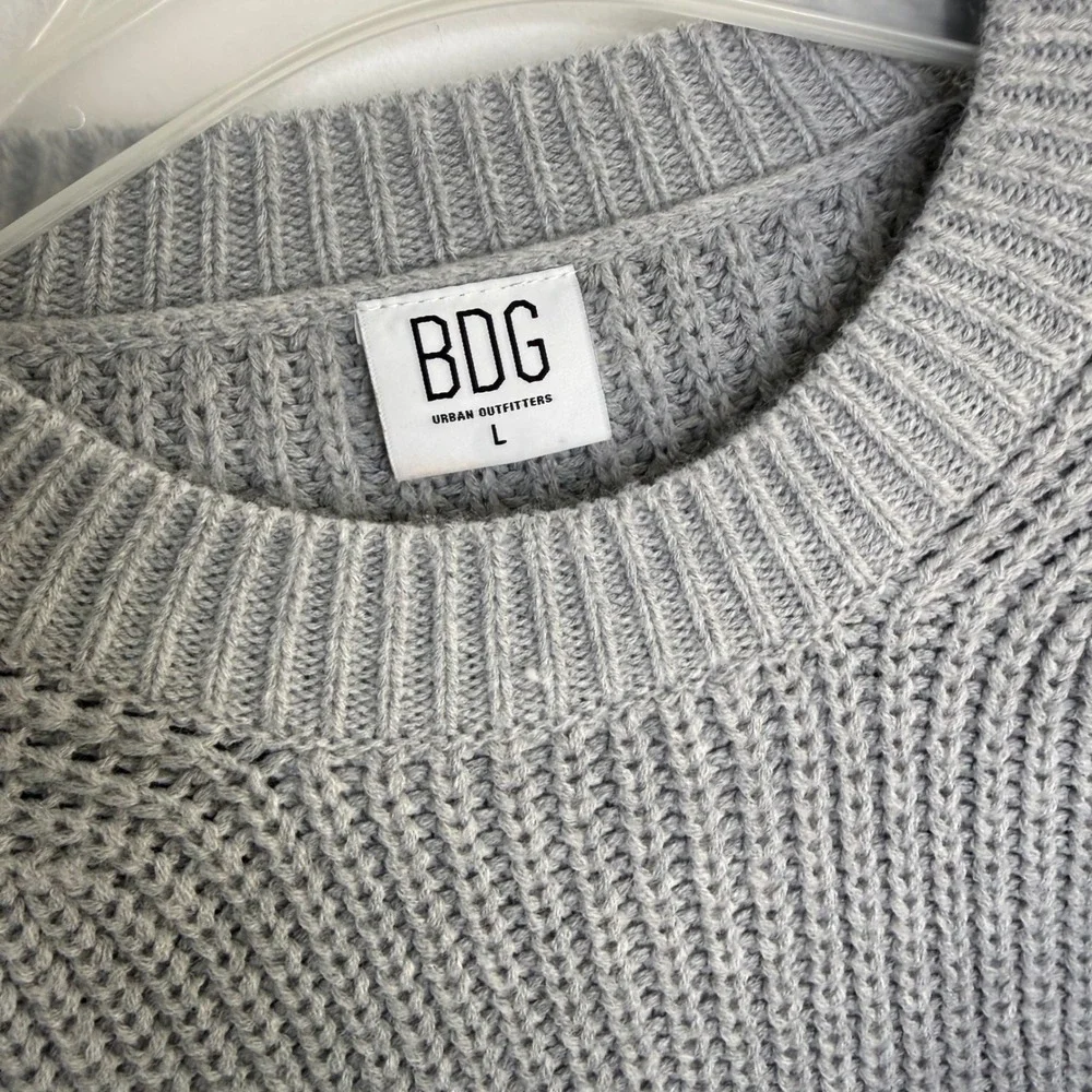 C30 BDG Urban Outfitters Sweater Womens Gray Cropped Ribbed Pullover Sexy Logo - Picture 5 of 6